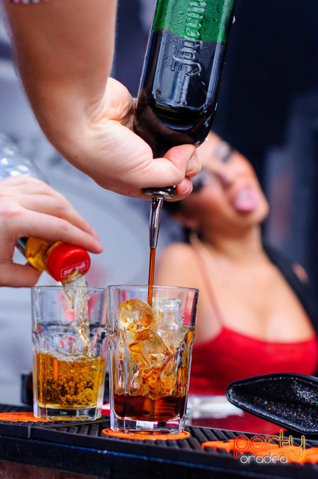 Vineri Seara în Icon Caffe, Icon Caffe