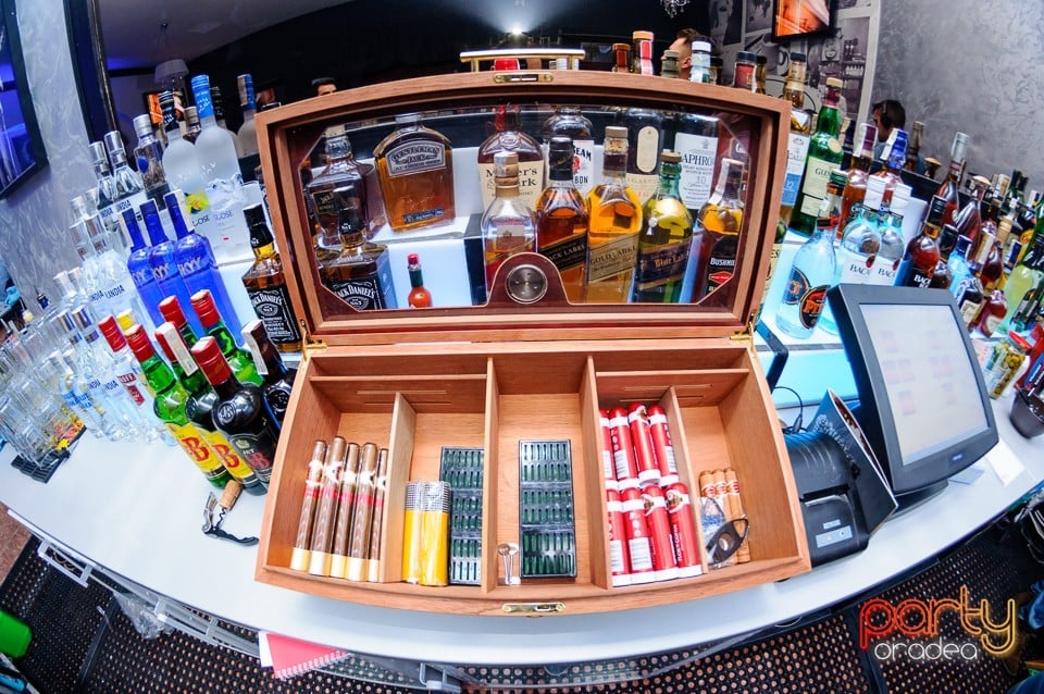 Vineri Seara în Icon Caffe, Icon Caffe