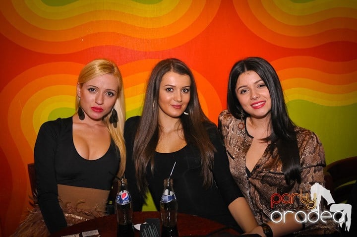 Vineri seara în Juice, Juice