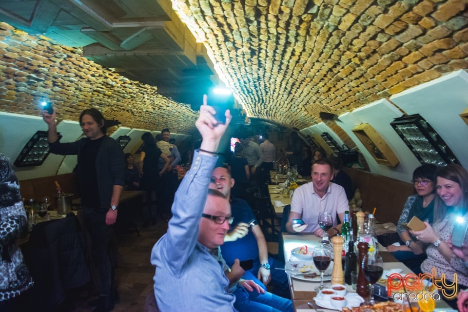 Vineri seara în Restaurant Borsalino, Borsalino
