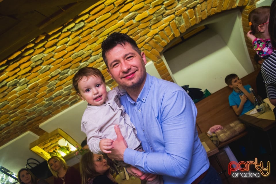 Vineri seara în Restaurant Borsalino, Borsalino