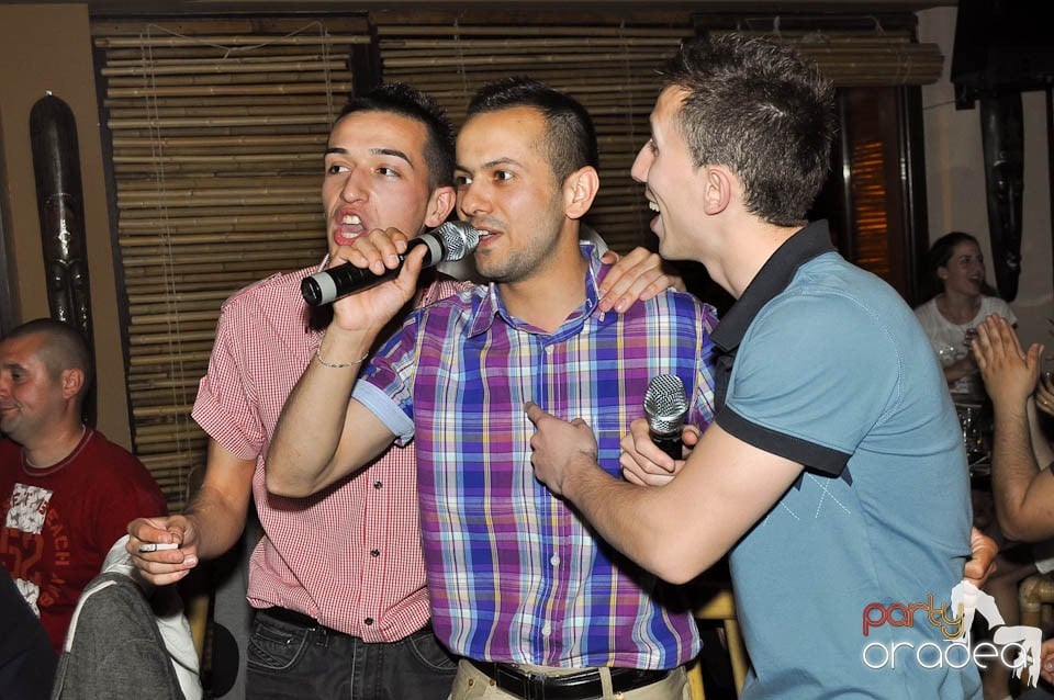 Vineri seara în Zulu Caffe, Zulu Caffe