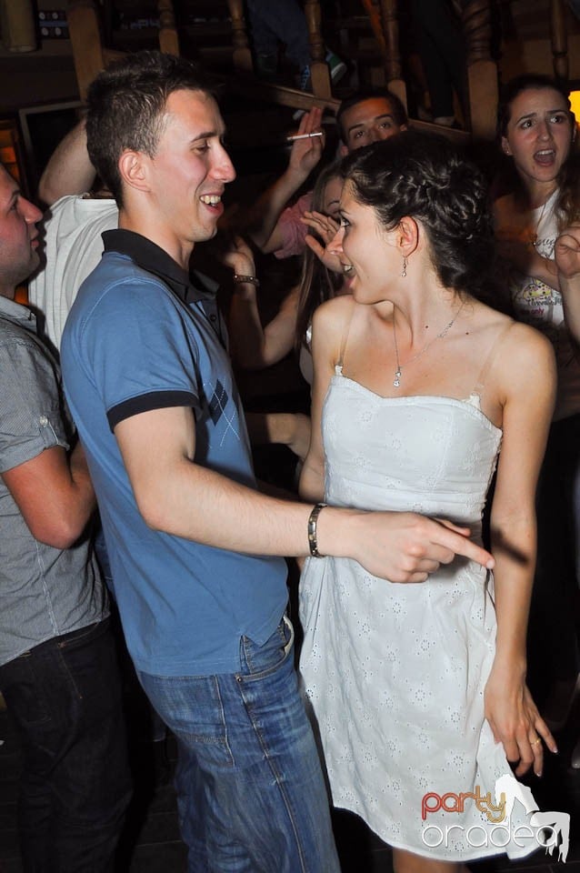 Vineri seara în Zulu Caffe, Zulu Caffe