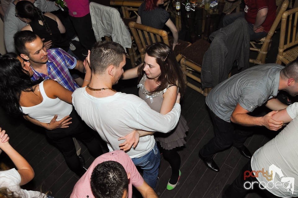 Vineri seara în Zulu Caffe, Zulu Caffe