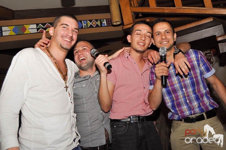 Vineri seara în Zulu Caffe, Zulu Caffe