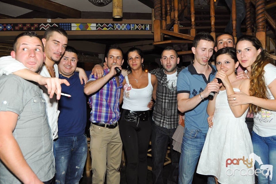 Vineri seara în Zulu Caffe, Zulu Caffe