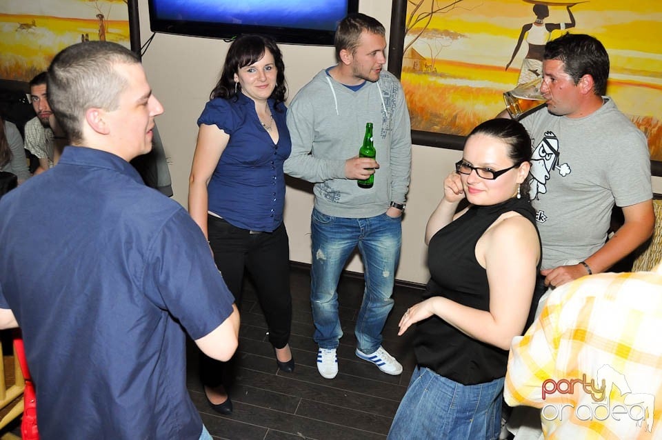 Vineri seara în Zulu Caffe, Zulu Caffe