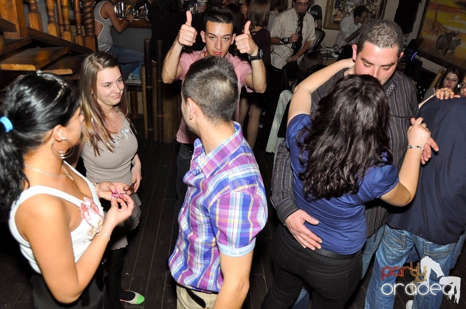 Vineri seara în Zulu Caffe, Zulu Caffe