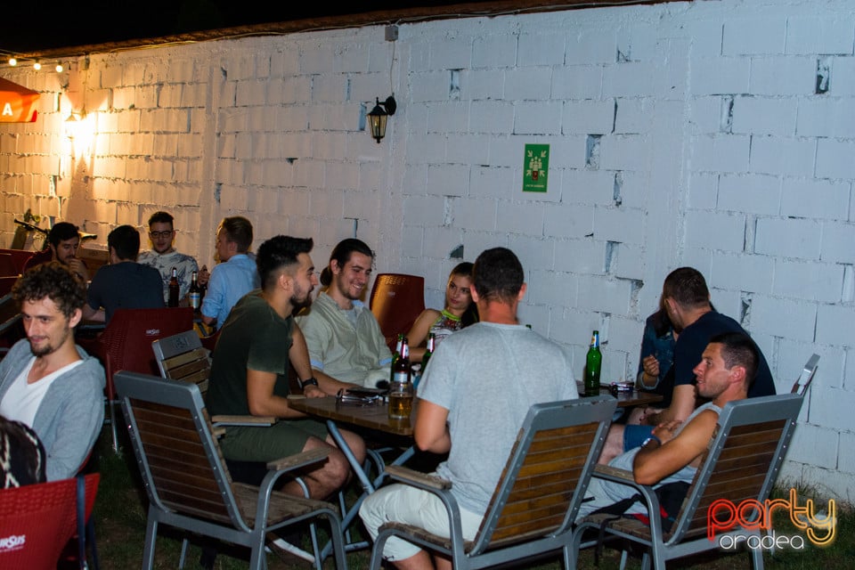 Vineri seara la Bodega, Bodega