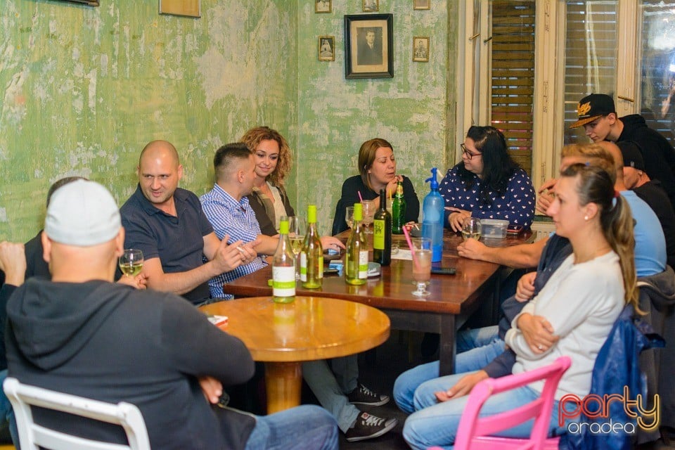Vineri seara la Bodega, Bodega