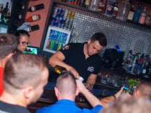 Vineri seara la Edison Pub