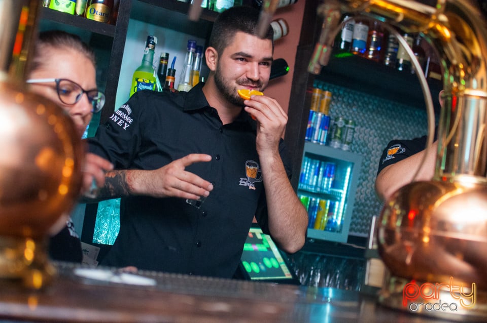 Vineri seara la Edison Pub, 