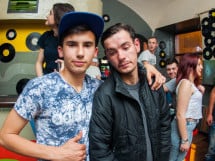 Vineri seara la Yellow Submarine