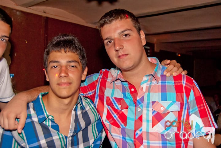 Vodka Party în Club Seven, 