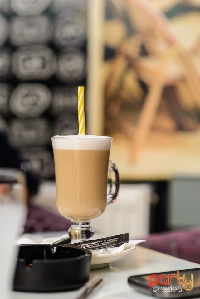 Voie bună în Blanc Coffee, 