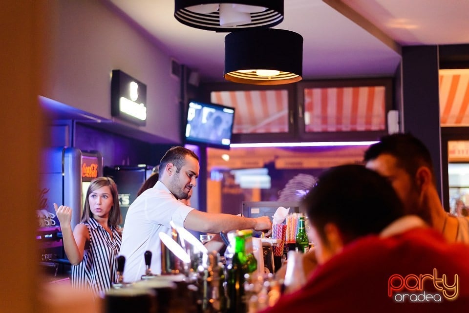 Voie bună în Blanc Coffee, 