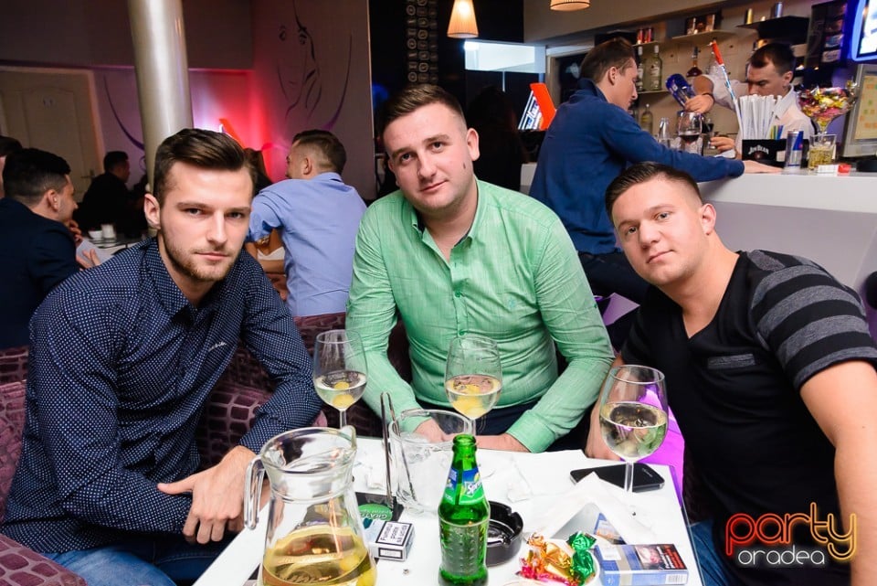 Voie bună în Blanc Coffee, 