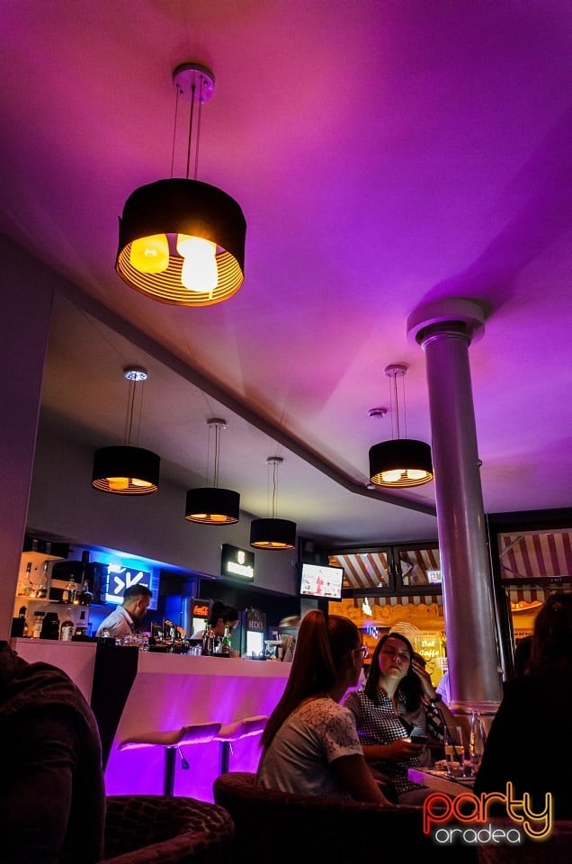 Voie bună în Blanc Coffee, 