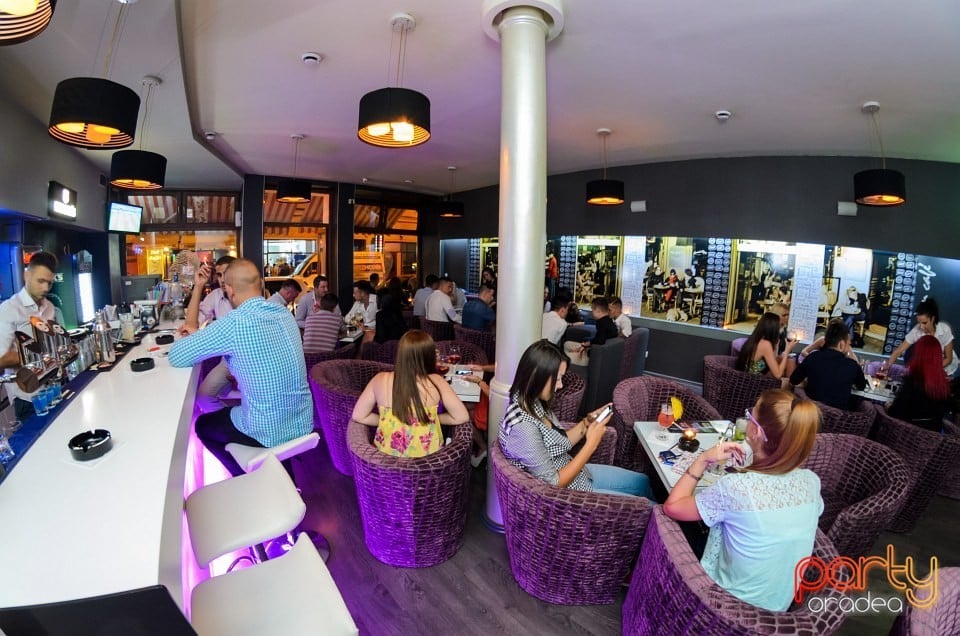 Voie bună în Blanc Coffee, 