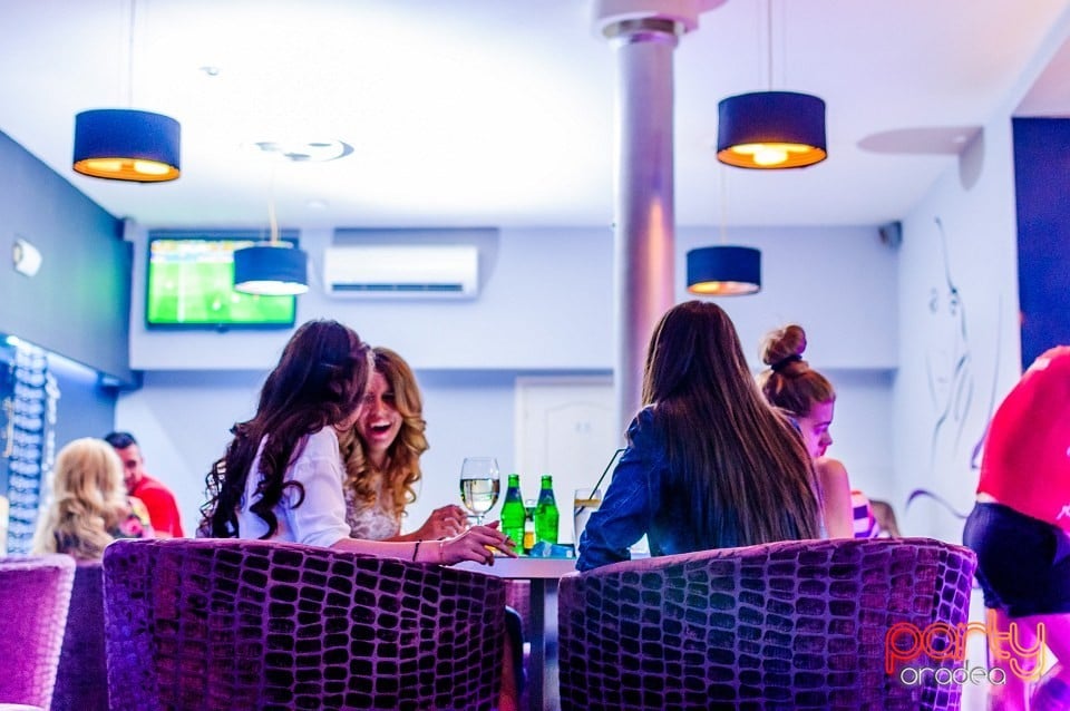 Voie bună în Blanc Coffee, 