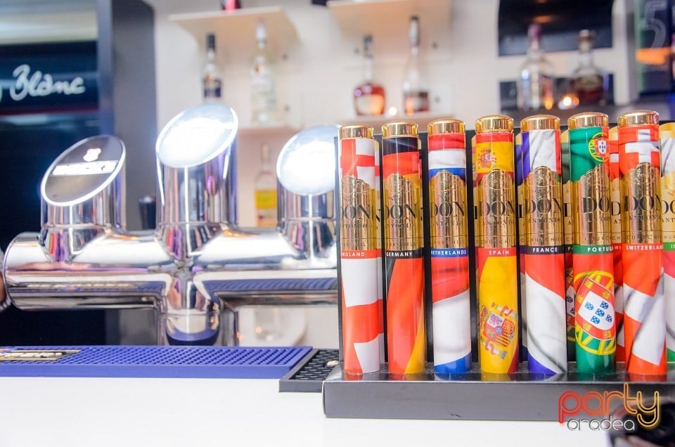 Voie bună în Blanc Coffee, 