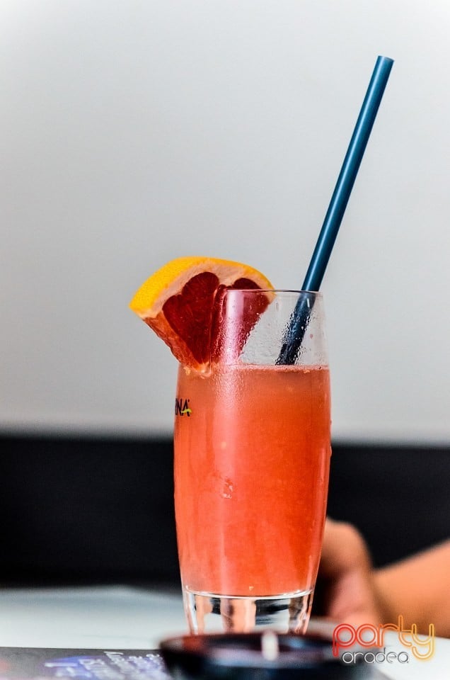 Voie bună în Blanc Coffee, 