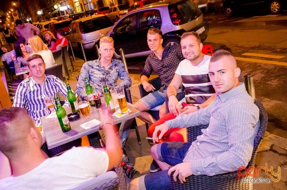 Voie bună în Blanc Coffee, 