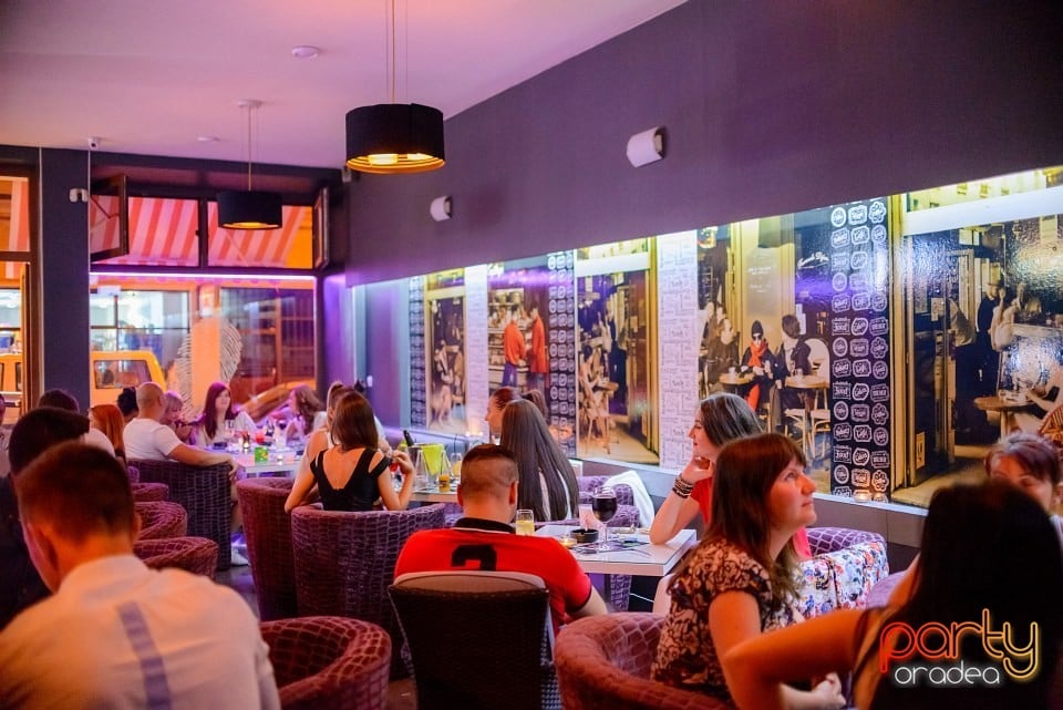 Voie bună în Blanc Coffee, 