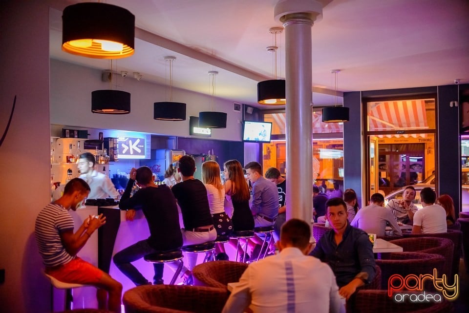 Voie bună în Blanc Coffee, 