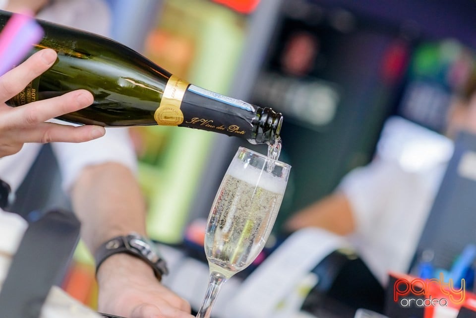 Voie bună în Blanc Coffee, 