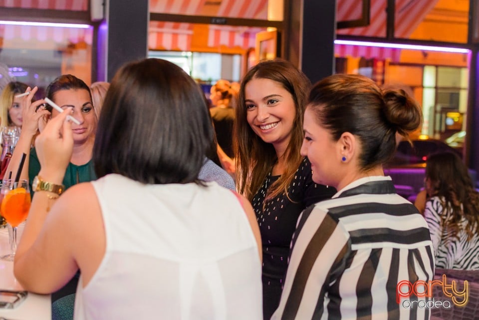 Voie bună în Blanc Coffee, 