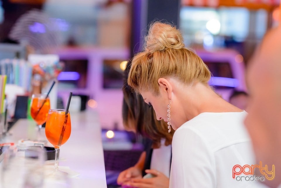 Voie bună în Blanc Coffee, 