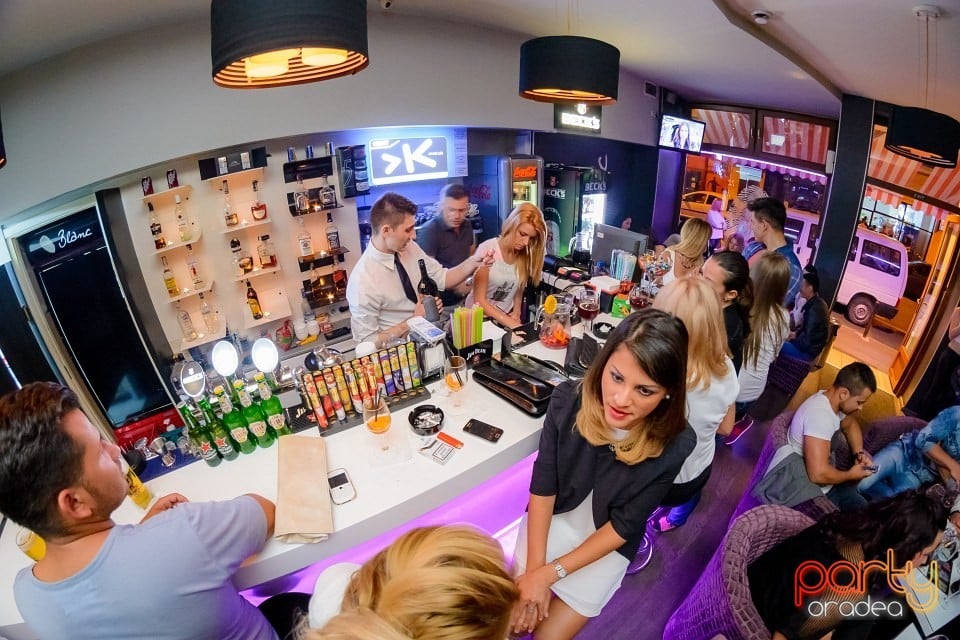 Voie bună în Blanc Coffee, 