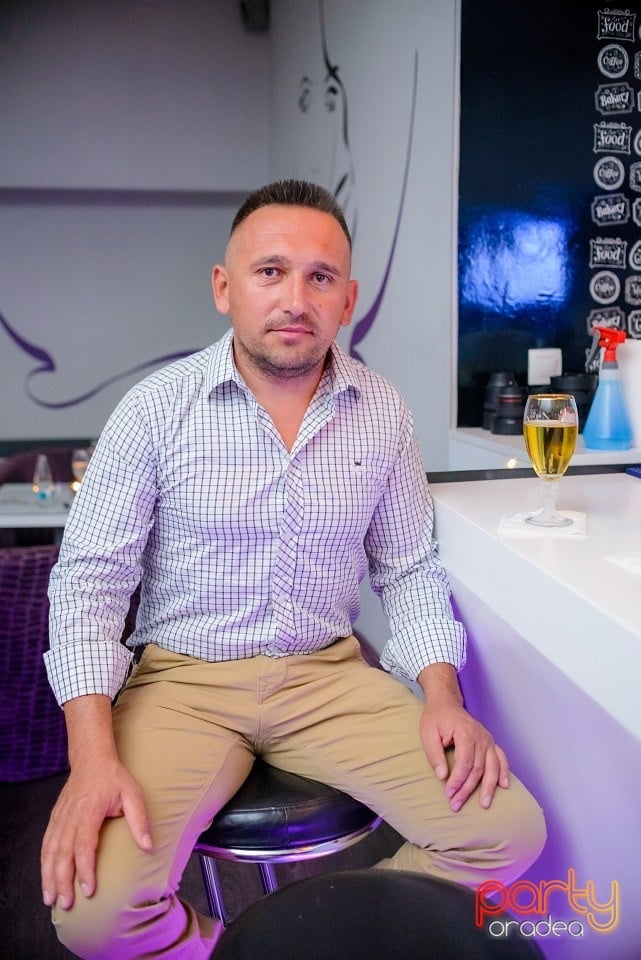 Voie bună în Blanc Coffee, 