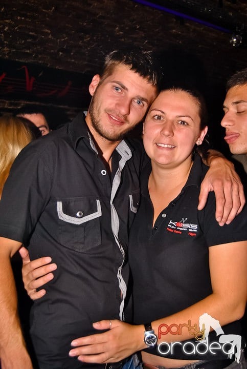 Voie bună în Escape Club, 