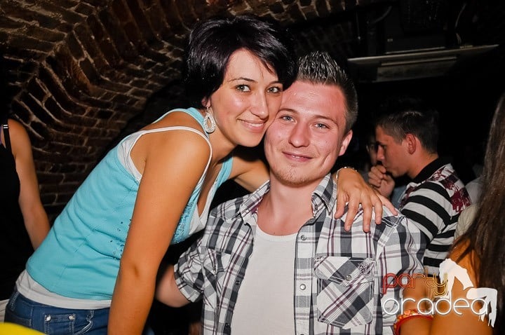 Voie bună în Escape Club, 