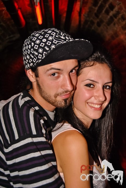 Voie bună în Escape Club, 