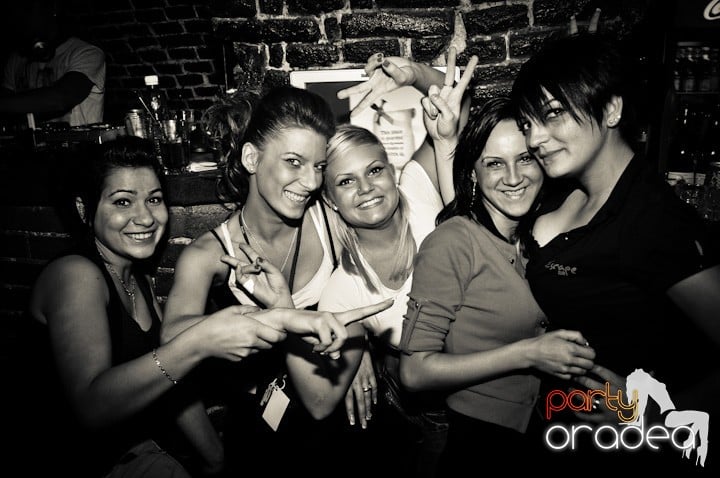 Voie bună în Escape, 