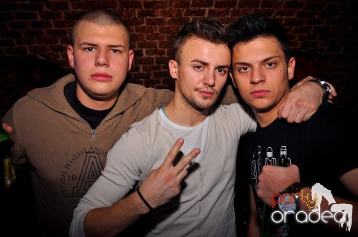 Voie bună în Escape, 