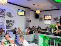 Voie bună în Icon Caffe