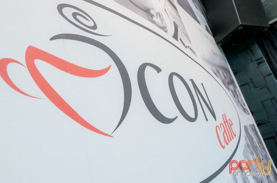 Voie bună în Icon Caffe, Icon Caffe