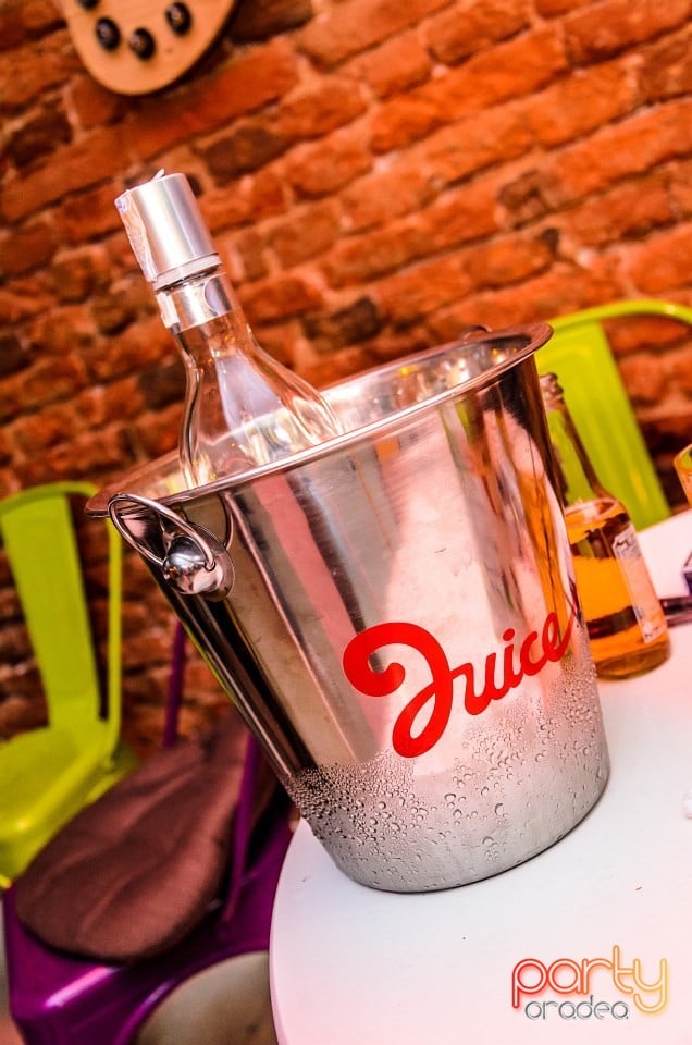 Voie bună în Juice, Juice