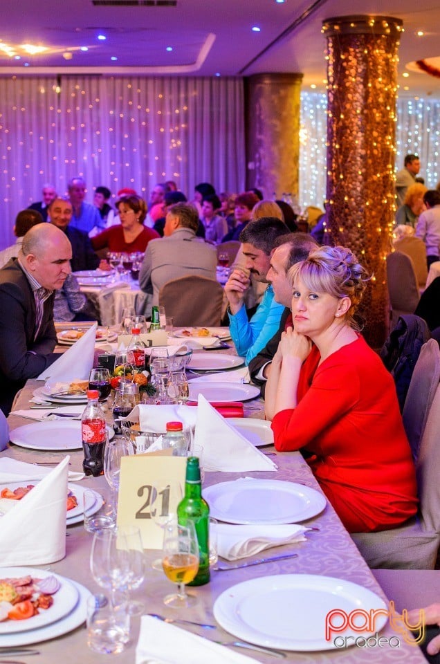 Voie bună la Hotel Internaţional, Hotel Internaţional