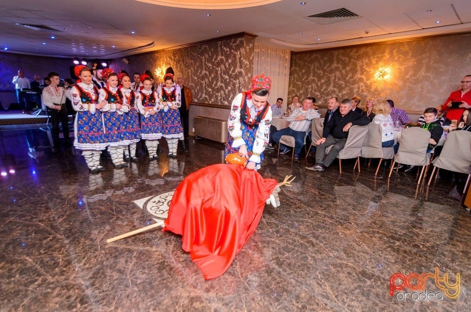 Voie bună la Hotel Internaţional, Hotel Internaţional
