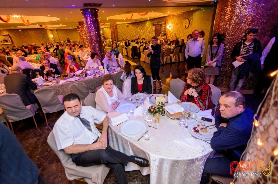 Voie bună la Hotel Internaţional, Hotel Internaţional
