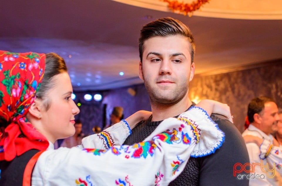 Voie bună la Hotel Internaţional, Hotel Internaţional