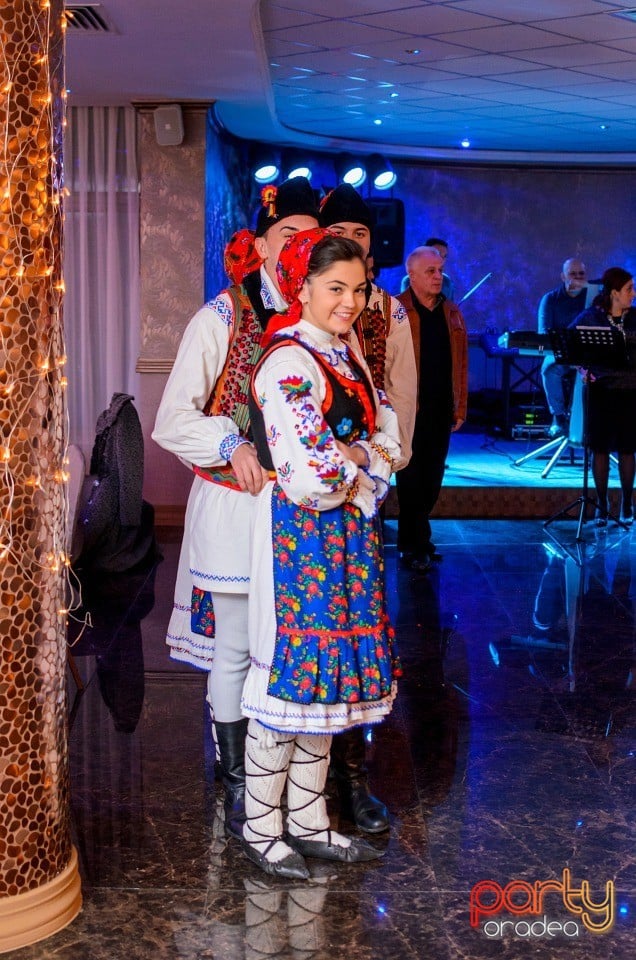 Voie bună la Hotel Internaţional, Hotel Internaţional