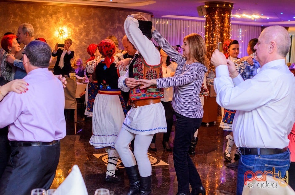 Voie bună la Hotel Internaţional, Hotel Internaţional