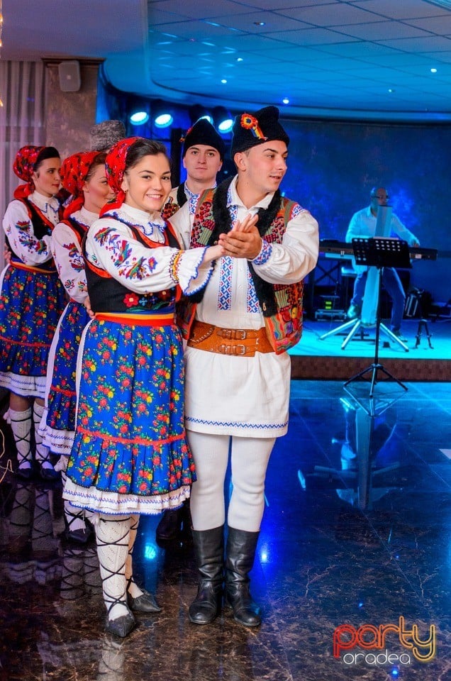 Voie bună la Hotel Internaţional, Hotel Internaţional