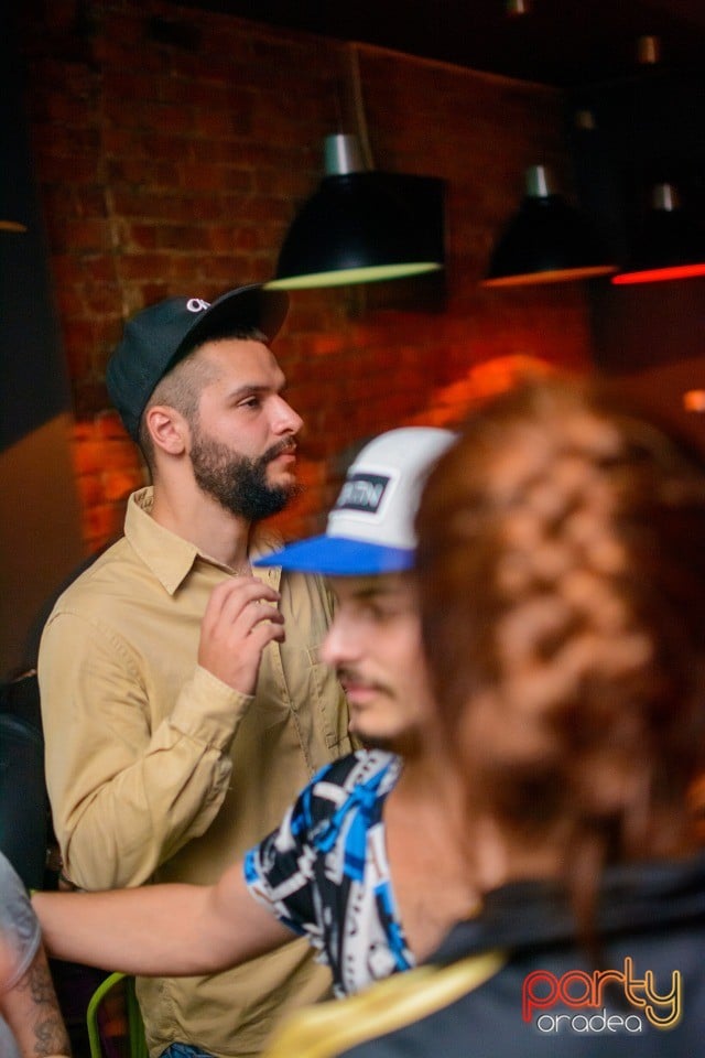 Voie bună la Juice, Juice